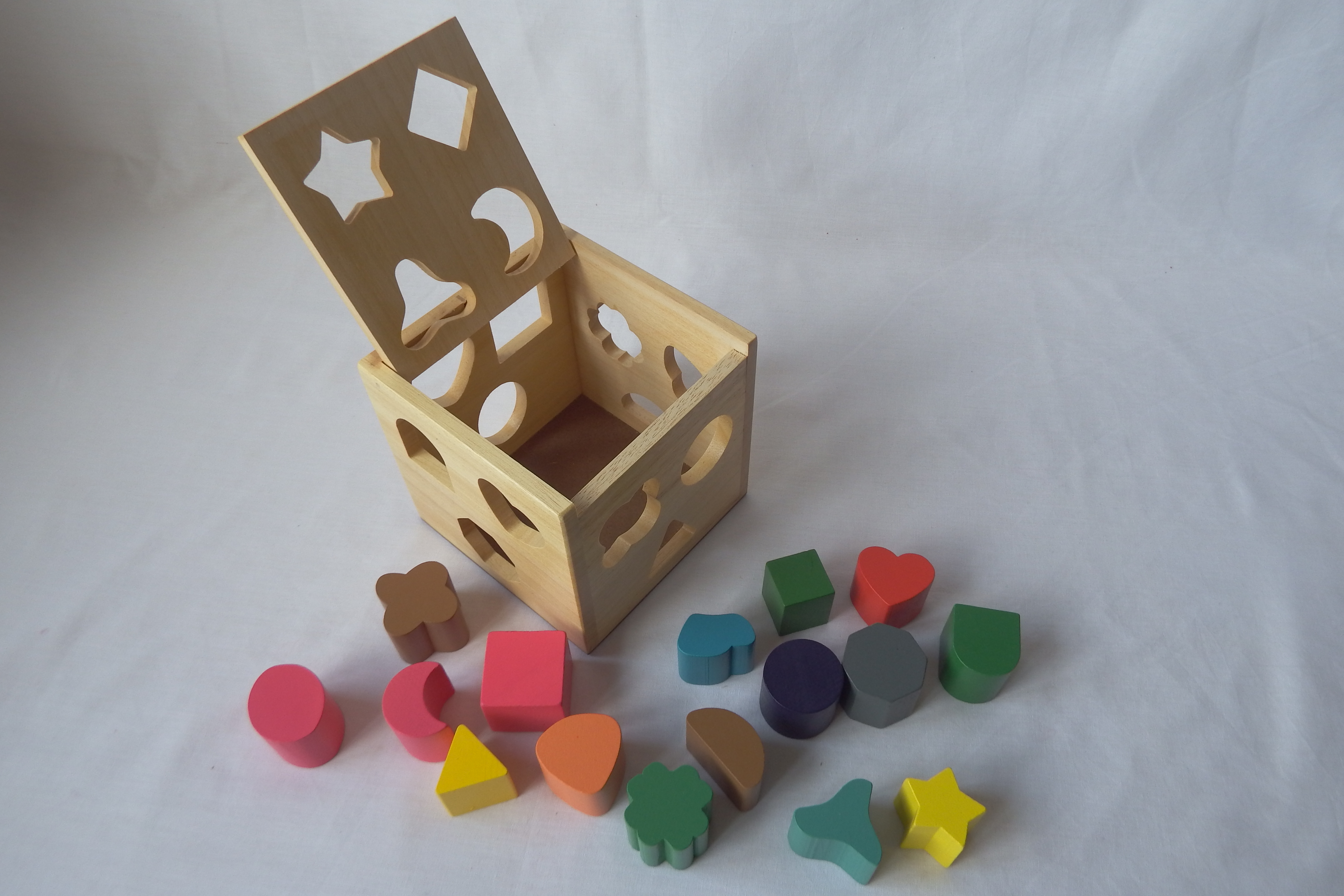 shape sorting cube Montessori PreSchool Supplies